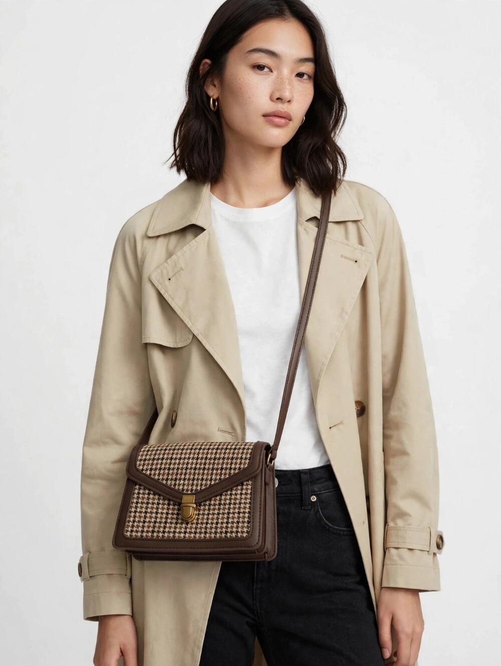 Classic Houndstooth Crossbody Bag in Brown